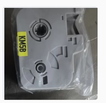 Porcelana KM5B etiqueta cinta de cinta para AJ máquina de letras electrónicas, impresora de identificación por cable, marcado de alambre proveedor