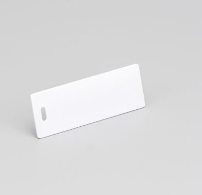 Etiqueta de PVC de un solo orificio de 25 mm x 70 mm HMK SR-2570P blanca proveedor